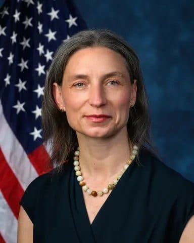 Maxine Dexter