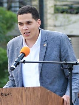 Robert Peters